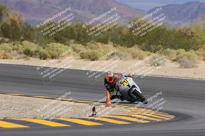 media/Oct-30-2022-CVMA (Sun) [[fb421c3cec]]/Race 5 Amateur Formula Middleweight/